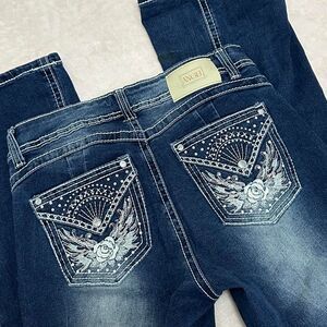 Unbranded Women's Blue and Navy Jeans